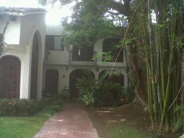 SE RENTA RESIDENCIA UBICADA EN EL BOULEVARD BELISARIO DOMINGUEZ