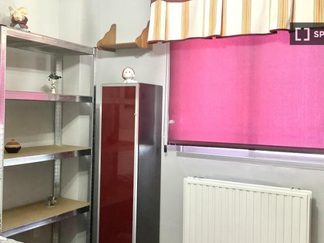 Se rentan tres habitaciones en Las Aguilas