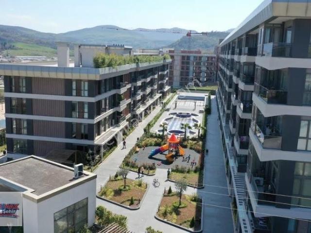 Semt 77 Akasya'da Geniş 2+1 Ara Kat Sosyal Donatılı Lüks Daire