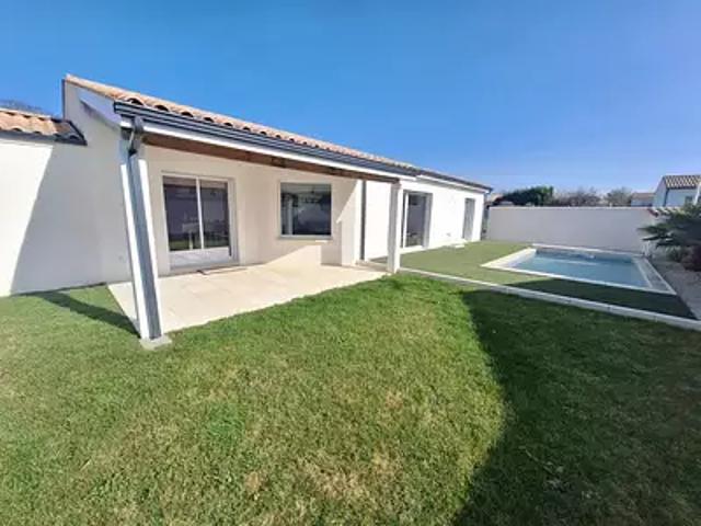 Semussac 17120 Achat / Vente maison 4 pièces t4 piscine jardin
