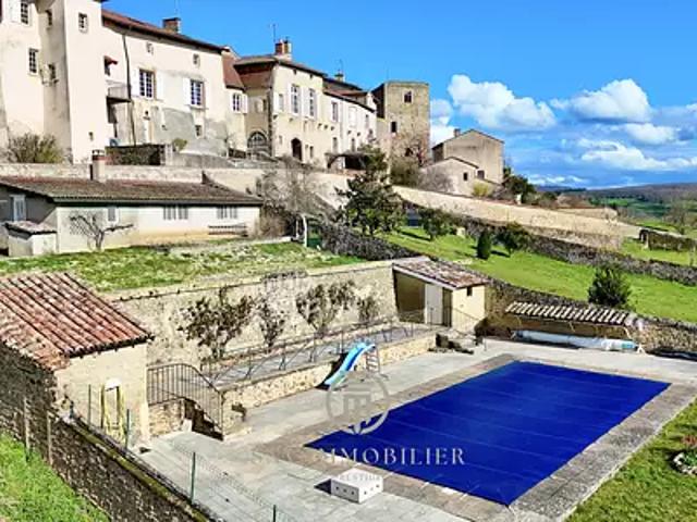 Semur en Brionnais 71110 Achat / Vente maison 13 pièces t13