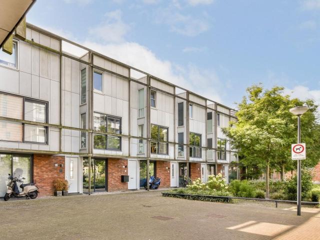 Sem Presserhof 104, 1087JG, Amsterdam, Noord Holland 1087JG