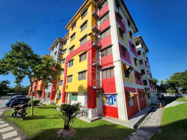 Semarak Setia Alam block 1 tingkat 4