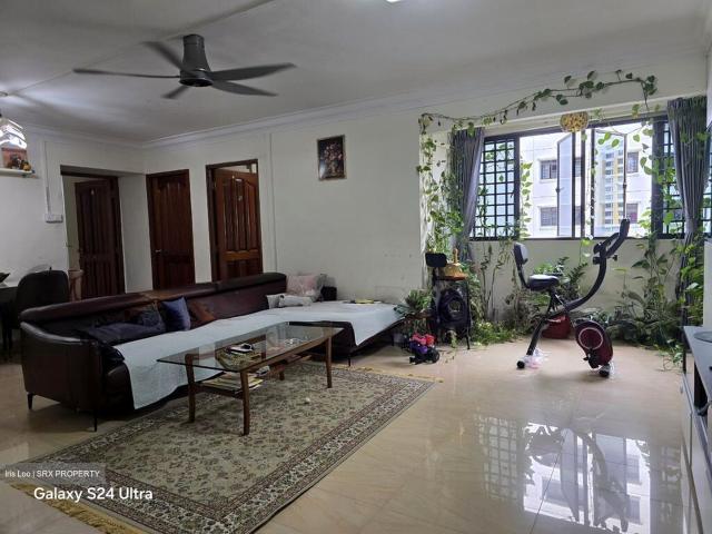 Sembawang Drive Sembawang, HDB 5 Rooms