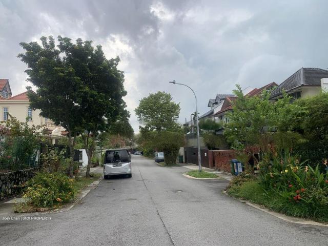 Sembawang Hills Estate D20, Semi