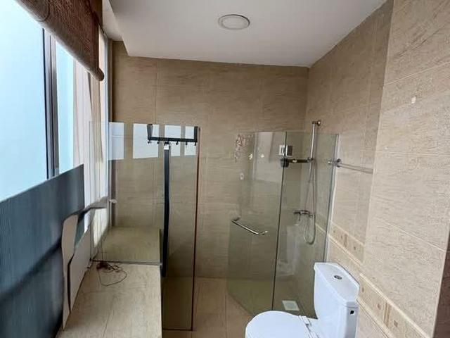 Sembawang Springs Estate D27, Semi