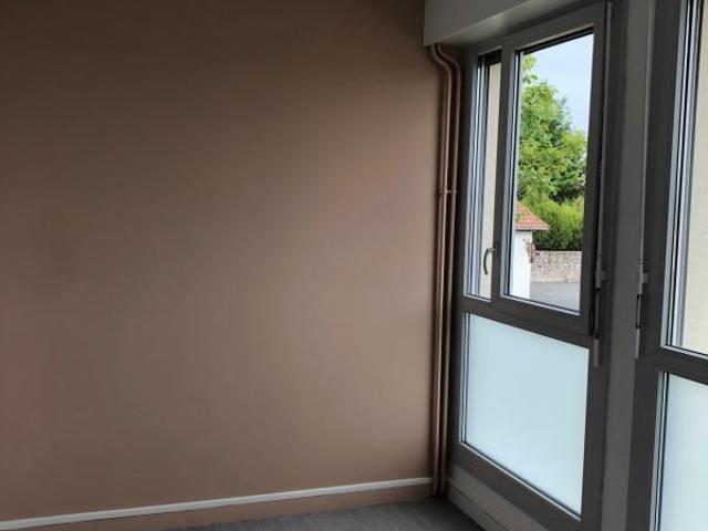 SEMCODA Annonces | Appartement T2 ST BONNET DE JOUX