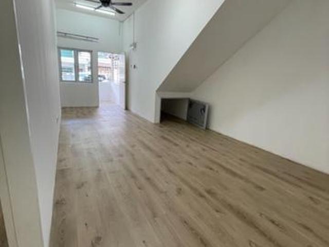 Semenyih Jalan Sungai Lalang Ground Floor Townhouse 5 min to AEON