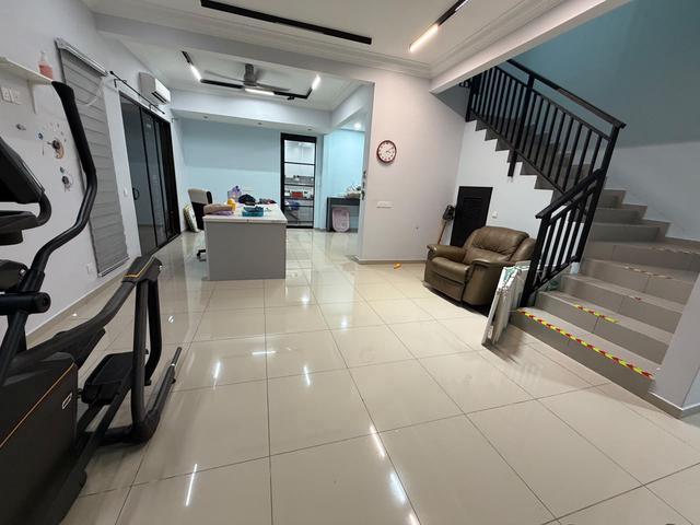 Semenyih Setia Ecohill 2 Cluster SemiD 32x60 Fully Renovated