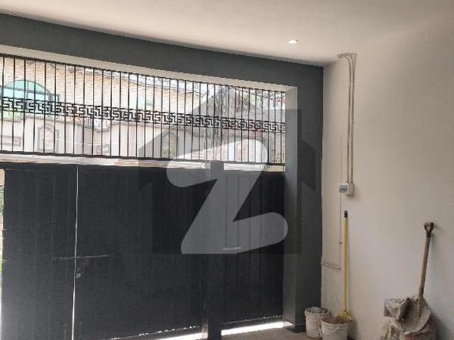 Semi commercial house for sale adiala road