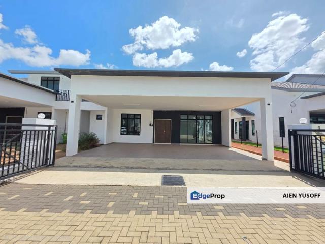 Semi D 1.5 Tingkat Rumah Baru Di Majestic,Kotasas,Kuantan