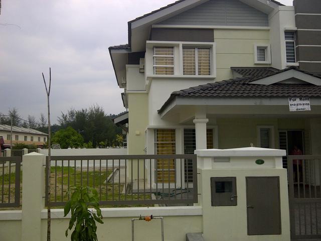 SEMI D 2storey House Tasik Semenyih