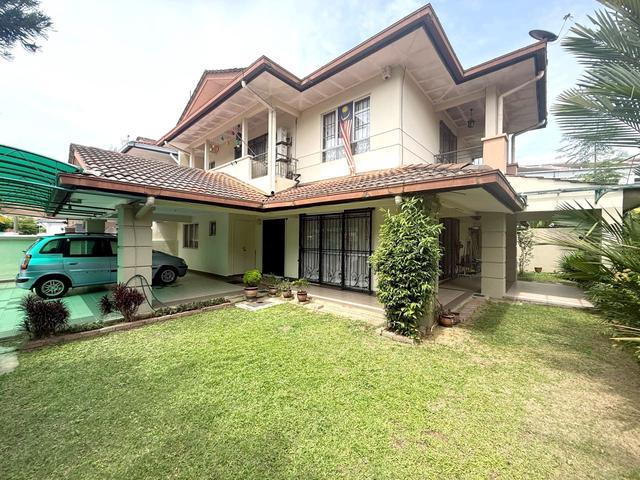 SEMI D 5 BILIK3443sqft Taman Setia Balakong 2 Cheras 2 Storey
