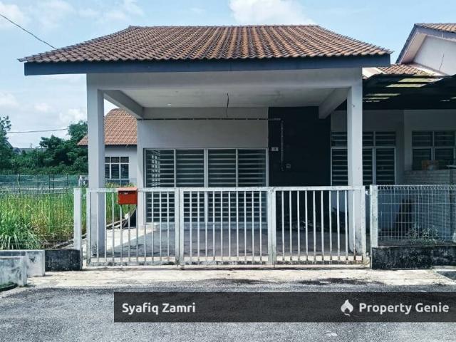 Semi D Corner lot Perumahan Makmur Mahkota Jaya, Gambang Kuantan