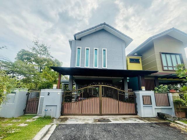 Semi D Cluster 2 Storey End Lot with Renovation Legundi Bangi