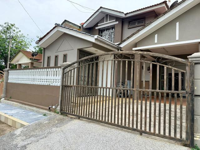 Semi D Cluster Two Storey Taman Tasik Utama Ayer Keroh Melaka