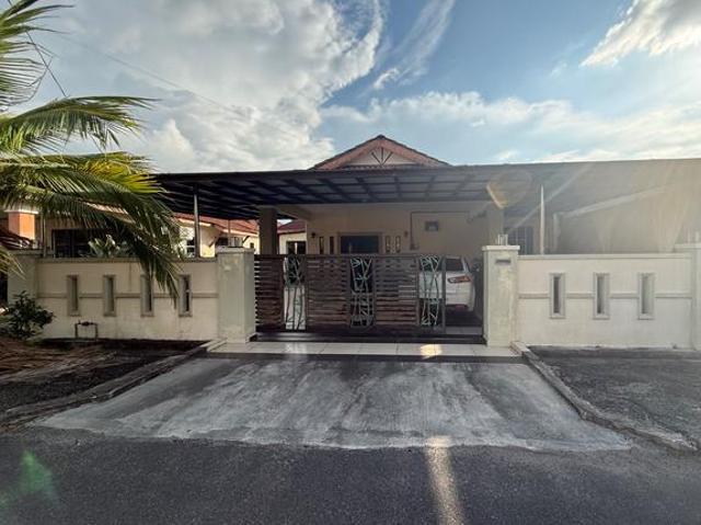 Semi D anak bukit