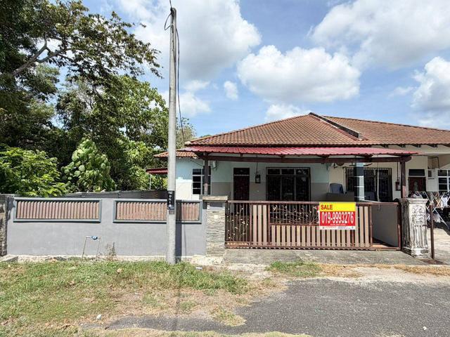 Semi D Balai Besar Dungun