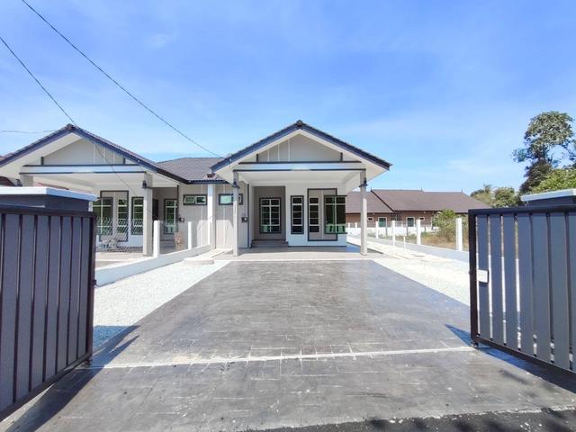 Semi D BARU 4 Bilik TANAH LUAS Kg Mak Kemas Bukit Payong FULL LOAN