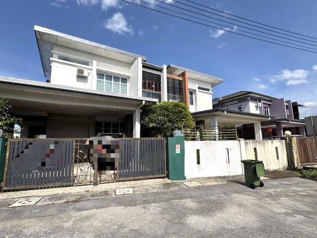 SEMI D Double Storey UNI GARDEN