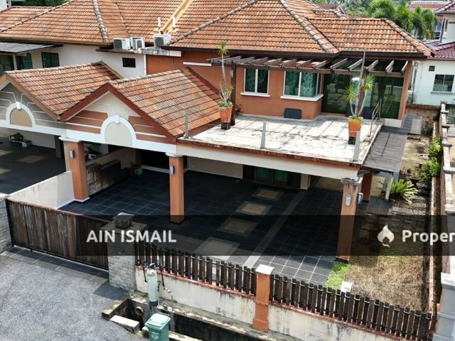 SEMI D DOUBLE STOREY BUKIT ISTANA near KOTASAS, KUANTAN [RENOVATED & BELOW MARKET]