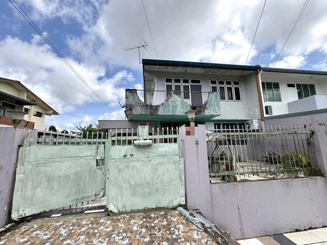 SEMI D Double Storey KENYALANG PARK