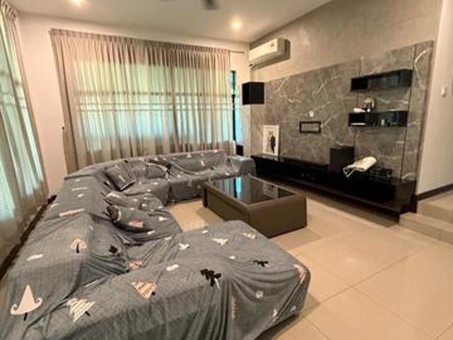 Semi D House For Rent