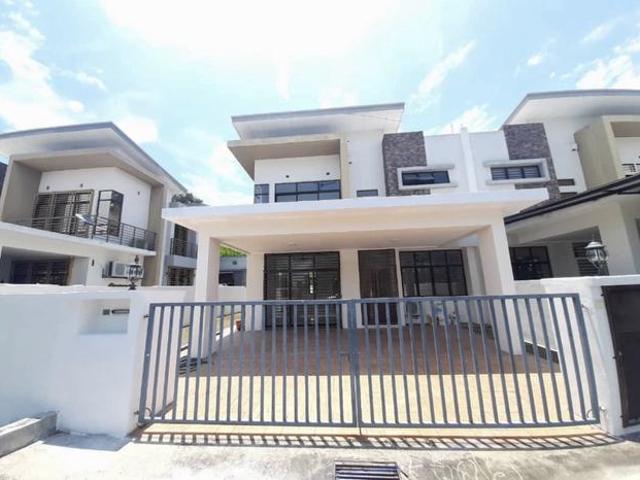 FREE HOLD Semi D house for sale near surau