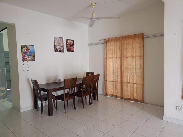 Semi D House For Sale at Taman Tasik Semenyih