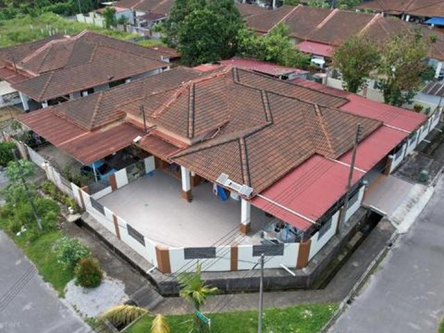 Semi D House Jalan Belatok Matang