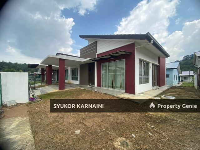 Semi D House Laman Budiman, Seksyen U14, Shah Alam