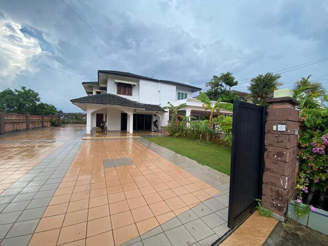 Semi D House Taman Titiwangsa Kluang Corner Lot Hill View
