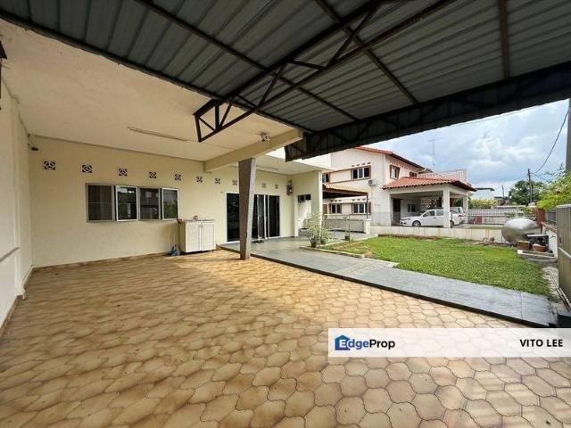 ​ Freehold Semi D House in City Centre For Sale