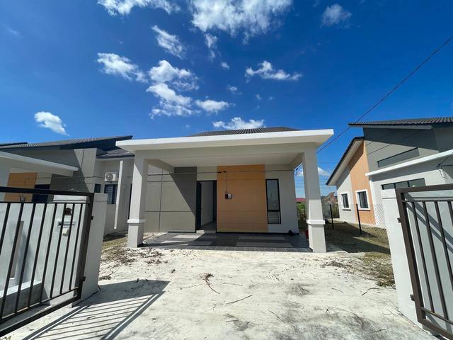 SEMI D Open Facing Taman Intan Baiduri Sepang Below Value