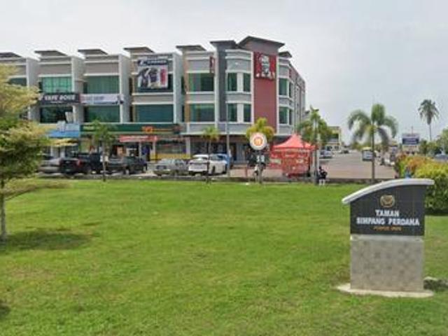 SEMI D OPEN FACINGPEKAN SIMPANG 44B2BATaman Simpang Perdana