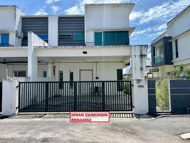 SEMI D LAWAMURAHBELOW MARKETLUASNEGO Taman Teratai Indah