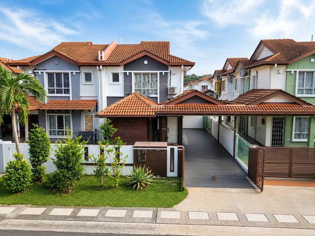 SEMI D Ludisia Setia Alam Double Storey