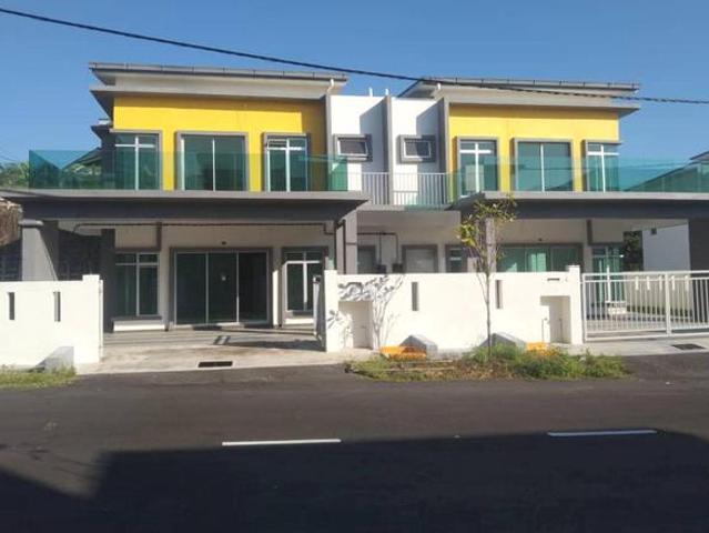 Semi D Masjid Tanah Dekat Bandar 2 Tkt Freehold Bumi Lot 4Bilik Tidur