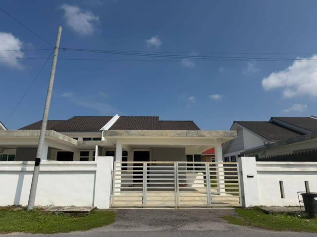 SEMI D SETINGKAT Taman Air Putih Permai Kamunting