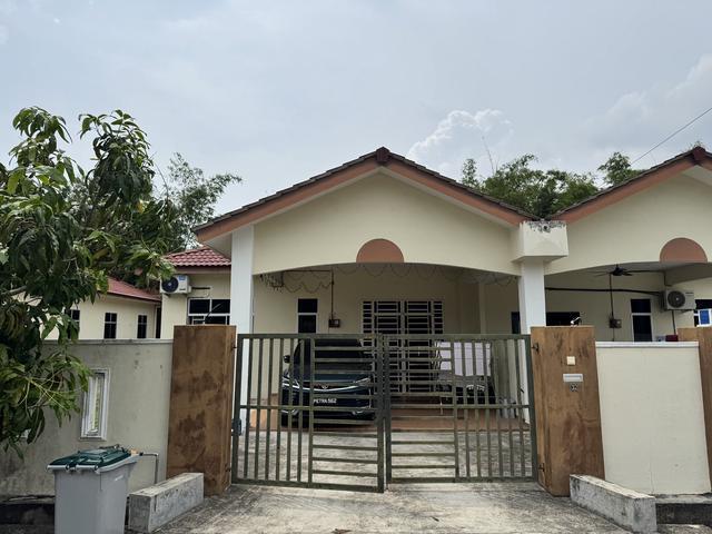 Semi D setingkat Taman Amansari Muar Johor