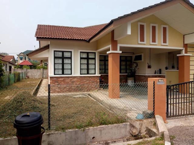 SEMI D Seberang Paka Fasa 2 PAKA Luas Besar Lokasi Baik