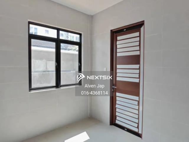 Semi D Single Storey For Sale 11 Mile, Greenland Villa Kuching Serian Road