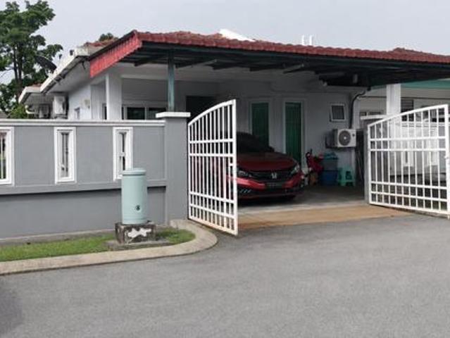 Semi D Single Storey House Taman Pinggiran Pelangi Rawang For Sale