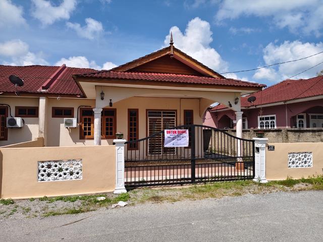 Semi D Pekan Bukit Payong Marang
