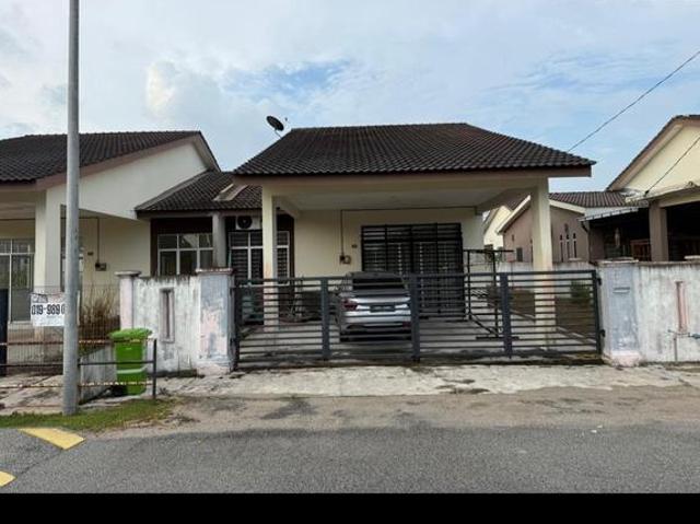 SEMI D PERUMAHAN MAKMUR SG SOI Kuantan