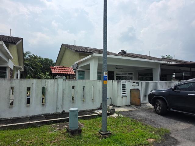 Semi D Rimbayu shah Alam