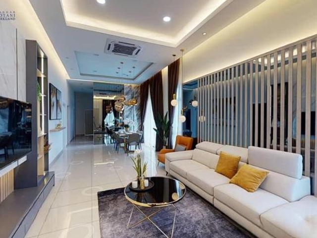 Semi D with Kitchen Cabinet Auto Gate Near Mydin Jasin