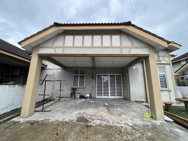 Semi D Taman Gambang Damai Kuantan Untuk Dijual