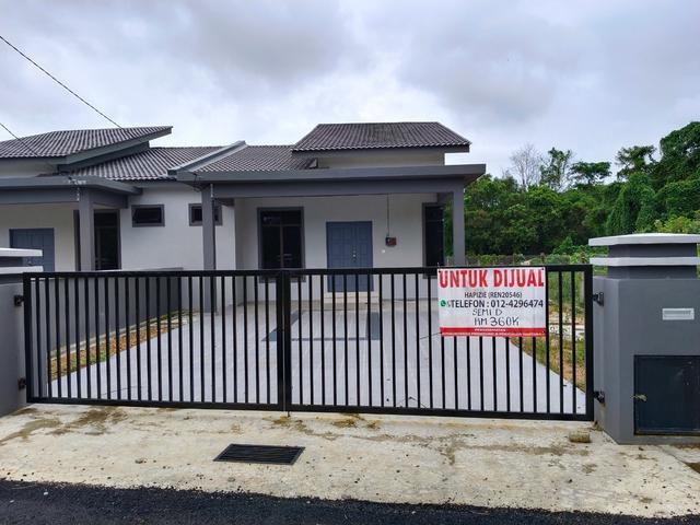 Semi D Tanah Besar Tmn Sri Serada Kuala Terengganu