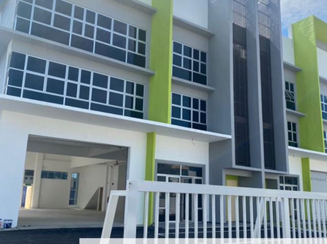 Semi D Three Storey Factory In Perdana Industrial Park For Rent